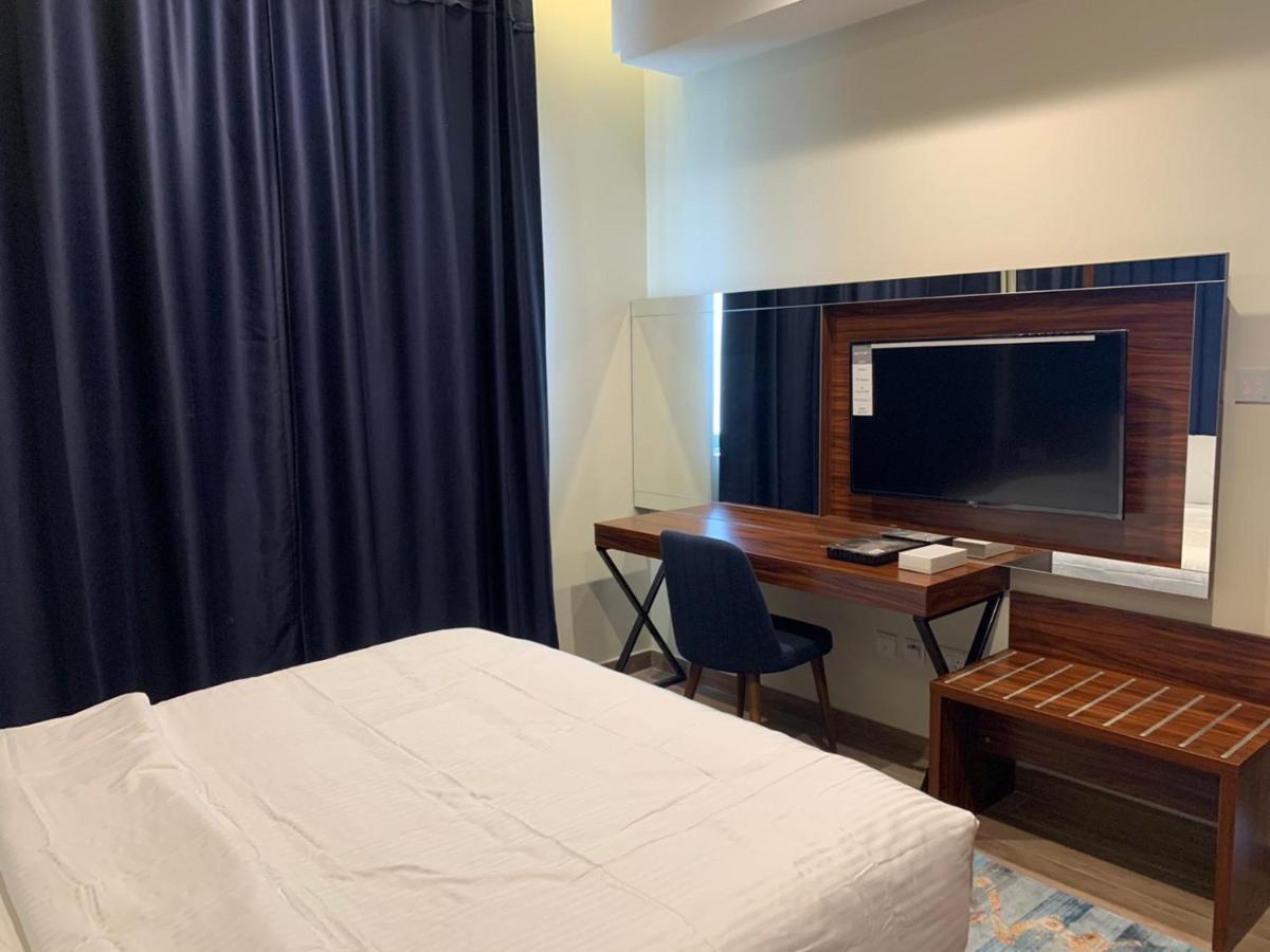 Seino Suites Manama Exteriör bild