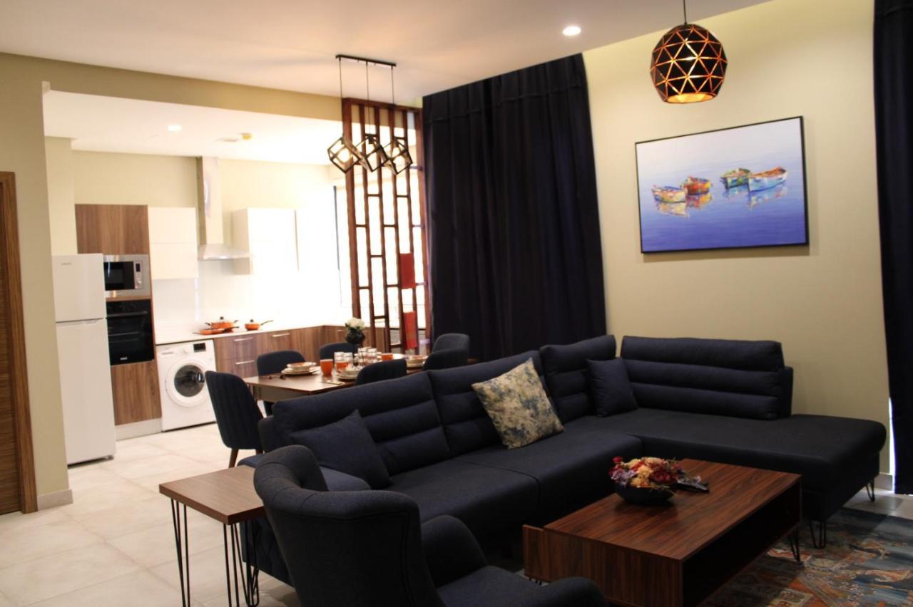 Seino Suites Manama Exteriör bild