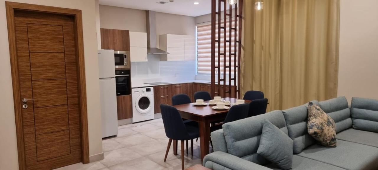 Seino Suites Manama Exteriör bild