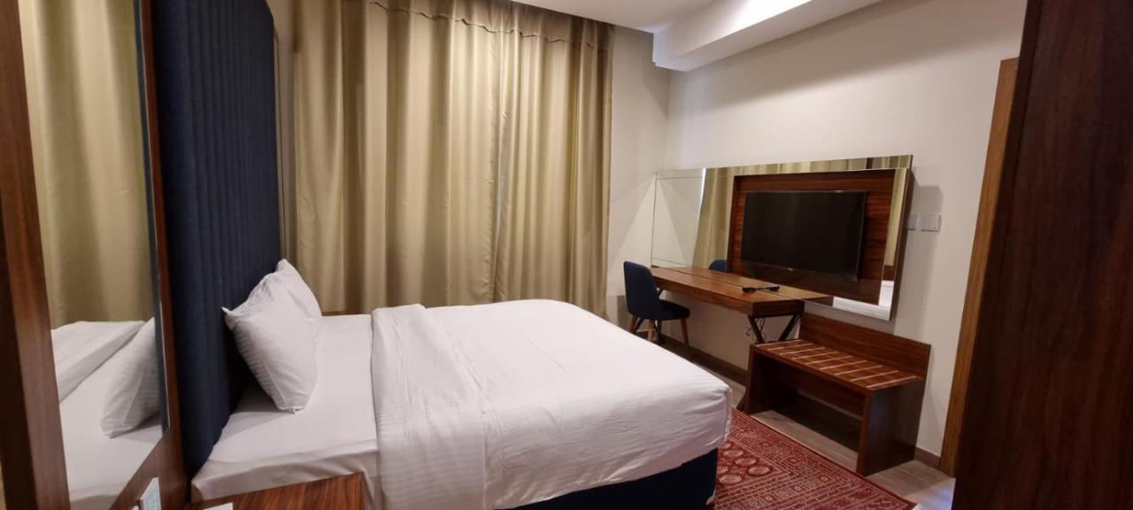Seino Suites Manama Exteriör bild