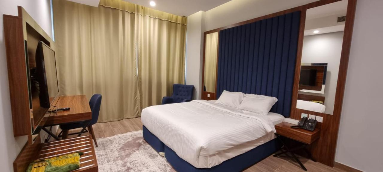 Seino Suites Manama Exteriör bild